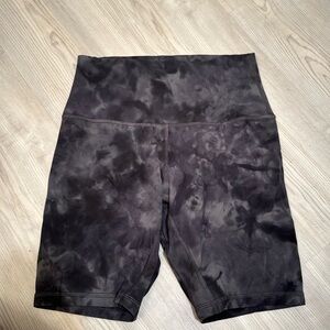 Luluemon biker shorts